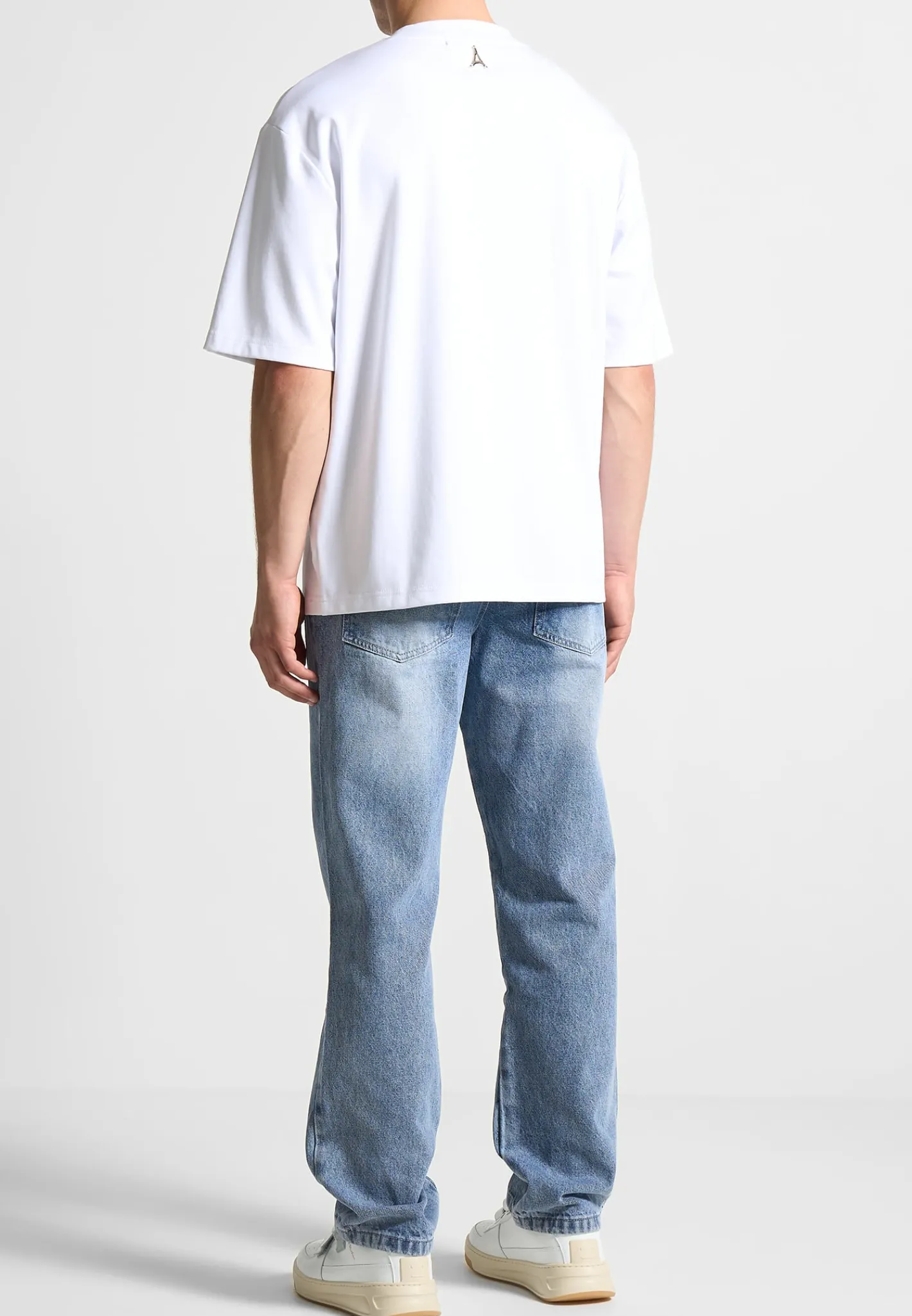 Art Dealer Graphic T-Shirt -^Manière De Voir New