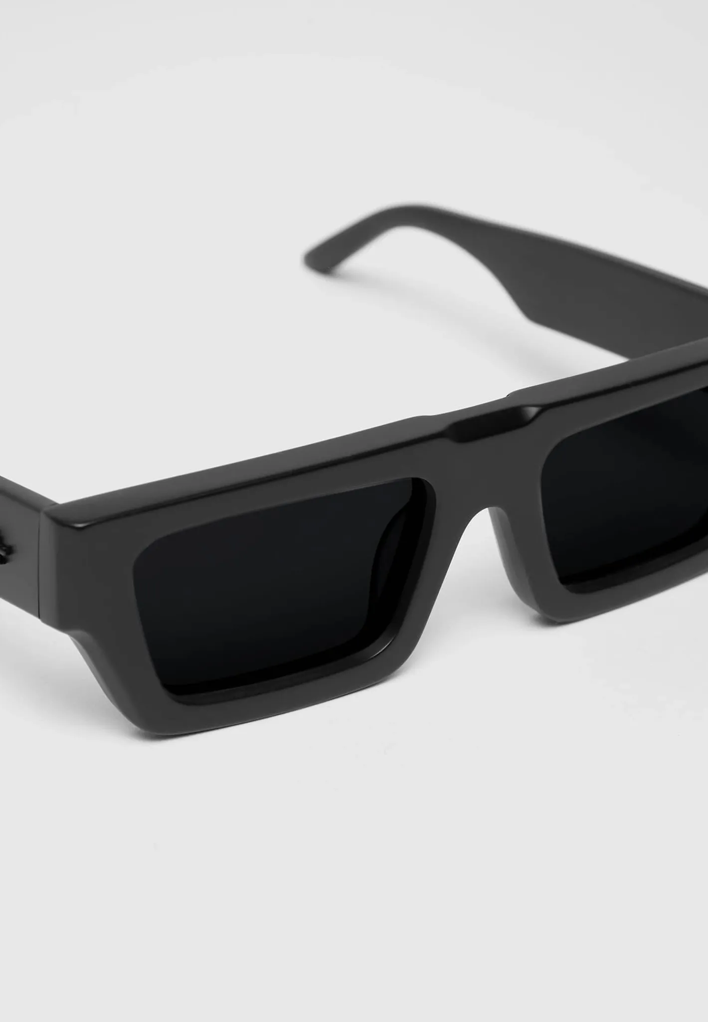Azur Sunglasses - Matte Black^Manière De Voir Discount