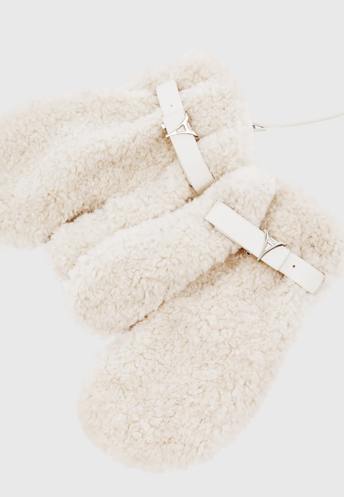 Eiffel Plush Mittens and Vegan Leather and Plush Puffer Scarf Set - Be^Manière De Voir Sale