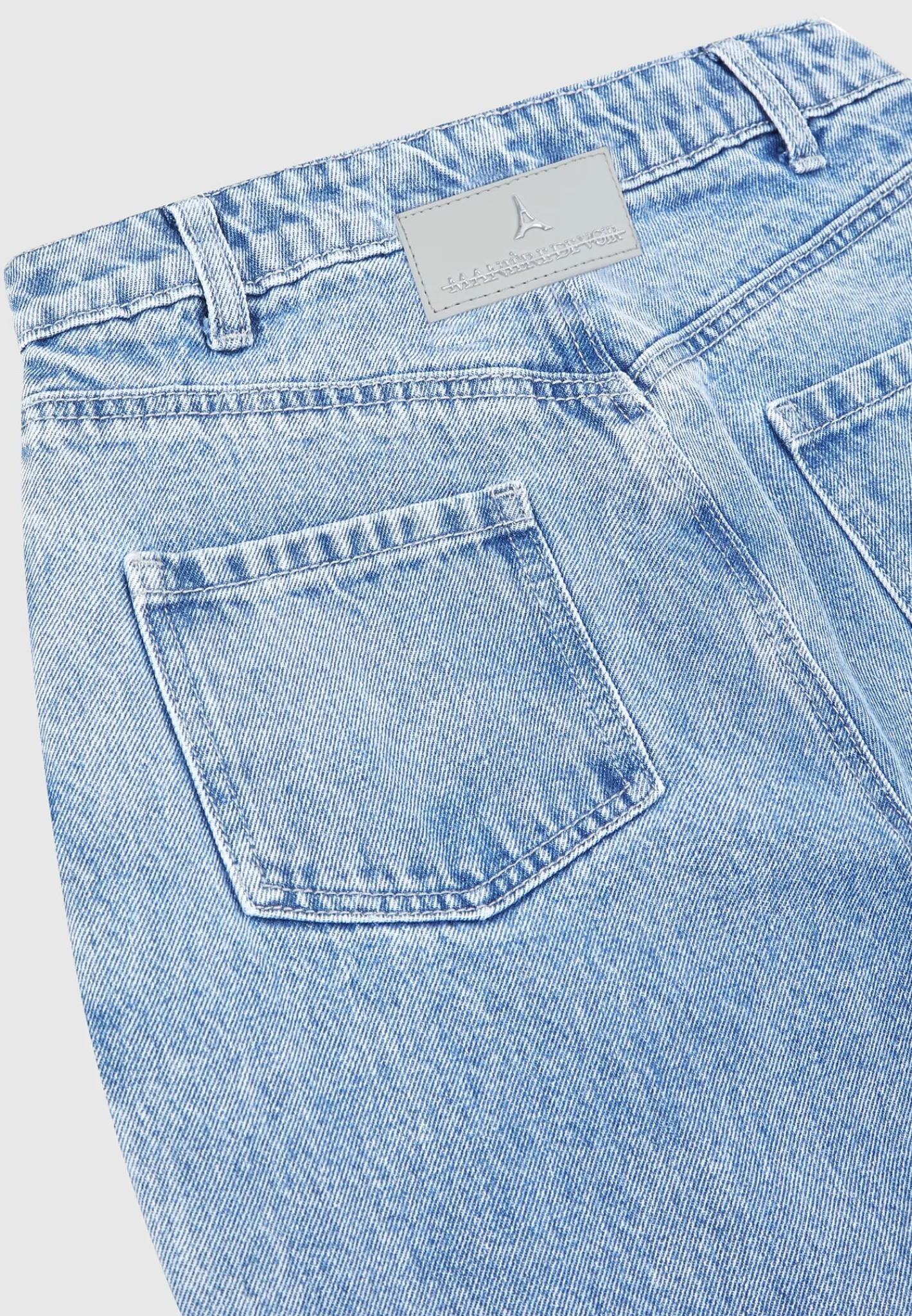 Line Art Boyfriend Jeans - Mid Blue^Manière De Voir Clearance