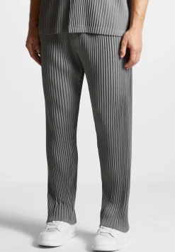 Pleated Trousers -^Manière De Voir Sale