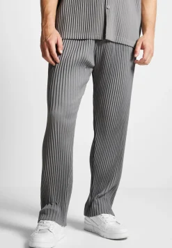 Pleated Trousers -^Manière De Voir Sale